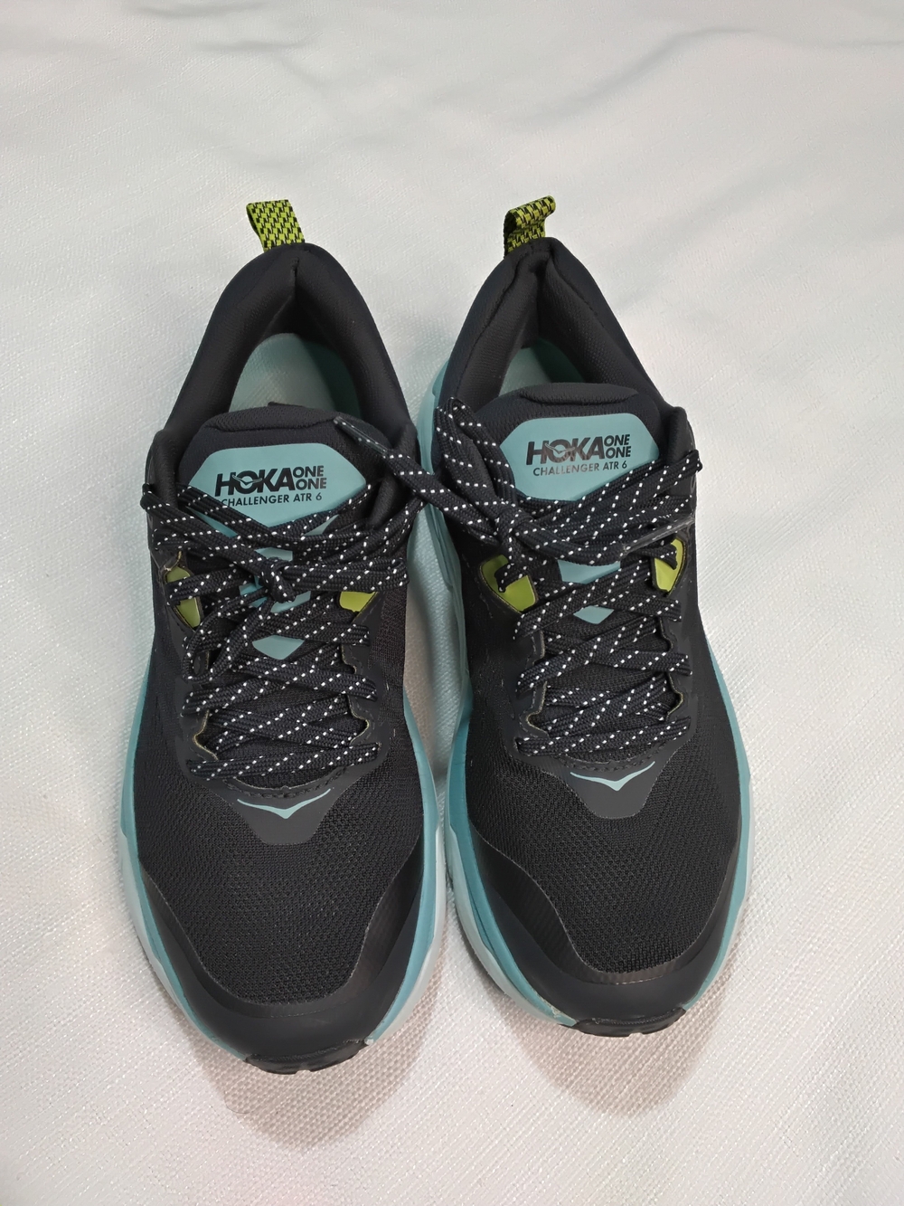 Hoka One One Challenger ATR 6 Women's Trail Runners in Black, Teal, Sz 9B